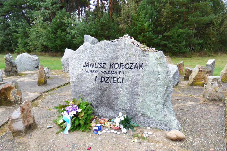 Depuis Varsovie : Treblinka visite d&#039;une demi-journée privée avec voitureVisite de groupe