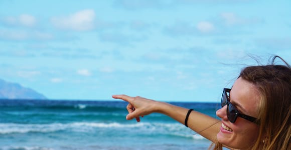 Boa Vista Island: Guided Santa Monica Beach & Caves Tour