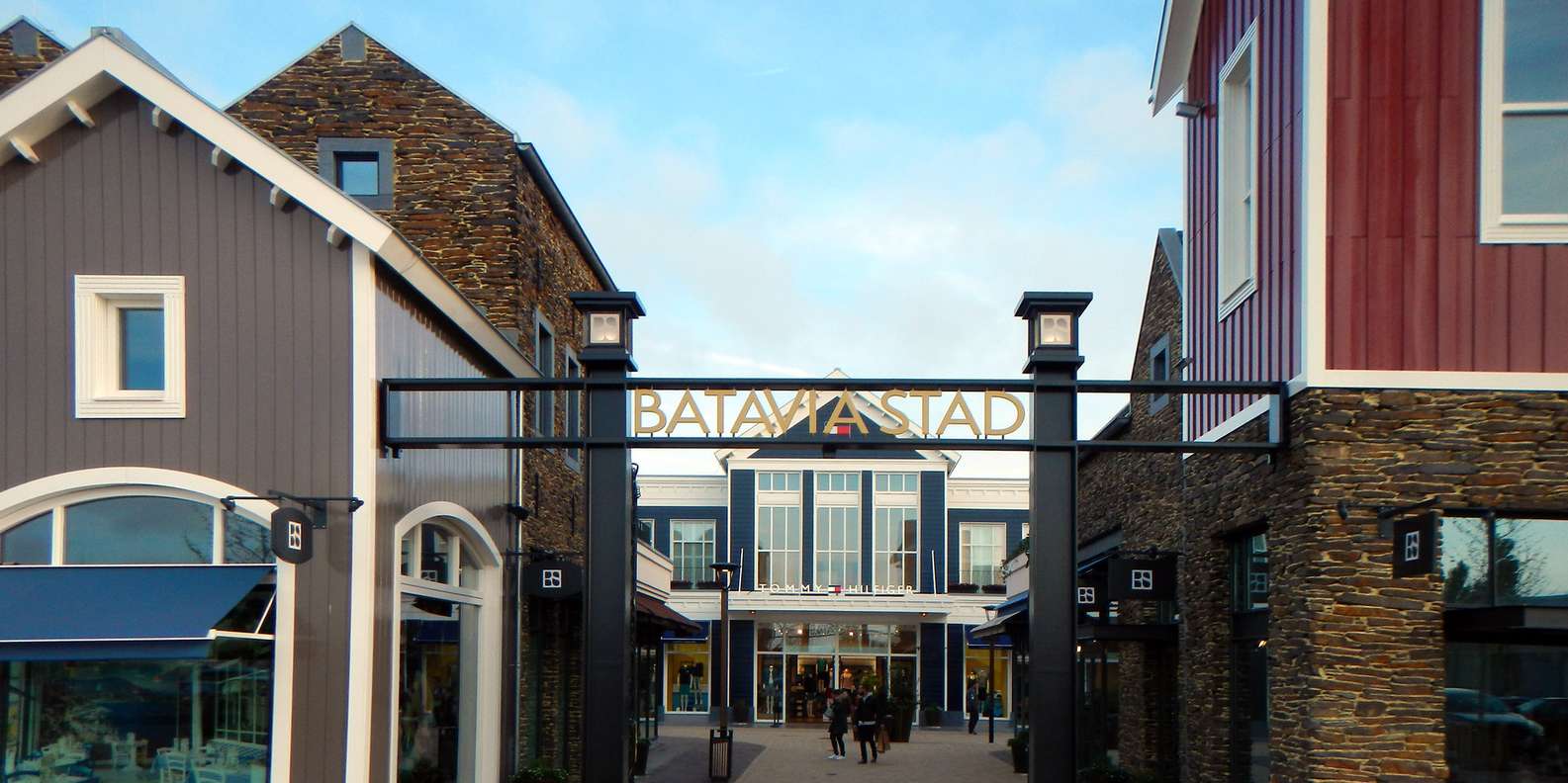 From Amsterdam: Private Day Trip to Fashion Outlet GetYourGuide