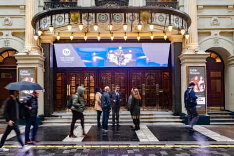 London: Morning Hard Rock Tour