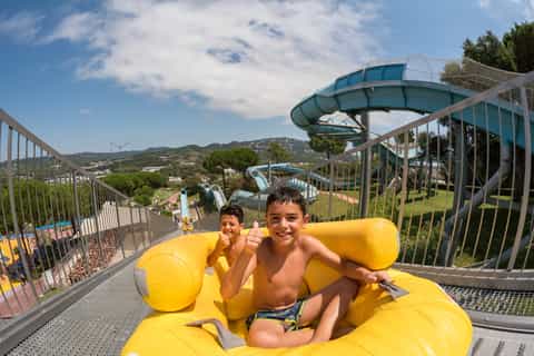 Costa Brava: Water World Aquatic Park & Optional Transfer