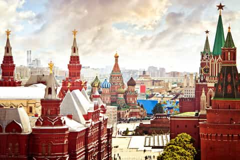 Moscow: City Sights, Metro & Kremlin Museum Tour with Lunch