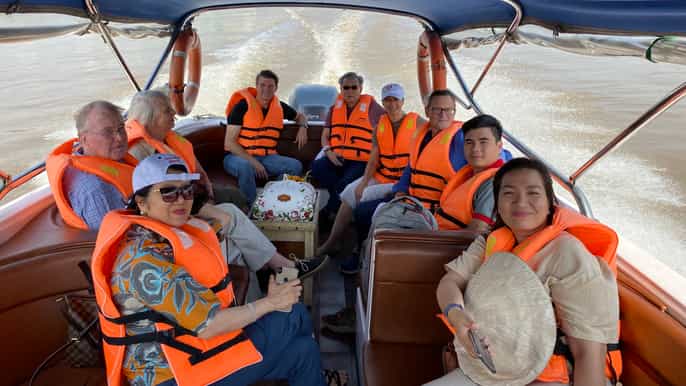 cu chi tunnels history tour by luxury speedboat