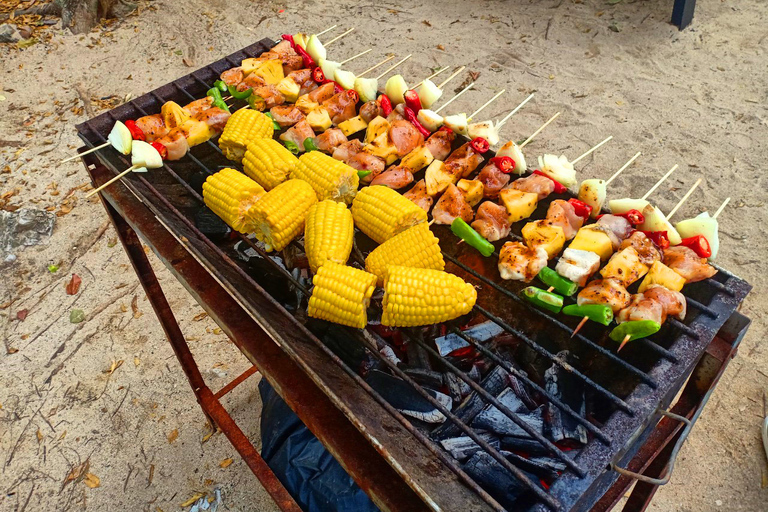 Krabi: boottocht eiland Hong met zonsondergang en BBQ-dinerPrivé speedboottocht