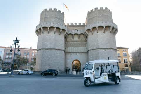 Valencia: Private Panoramic Tuk-Tuk Tour