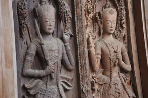 From Bangkok: Ayutthaya Temples Small Group Tour with Lunch