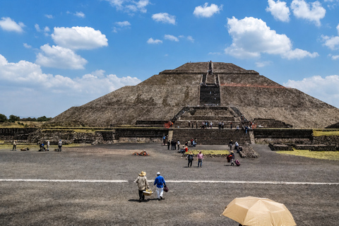 Mexico City: Teotihuacan, Basilica of Guadalupe & Magic Town Teotihuacan, Basilica & Magic Town with Buffet Lunch
