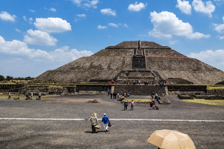 Mexico City: Teotihuacan, Basilica of Guadalupe & Magic Town Teotihuacan, Basilica & Magic Town with Buffet Lunch