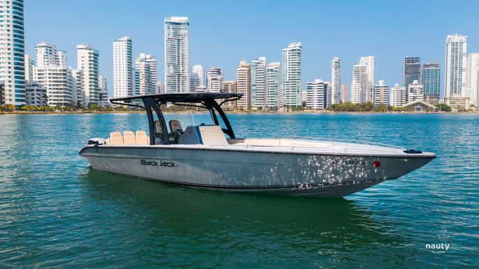 cartagena private boat tour around the islands