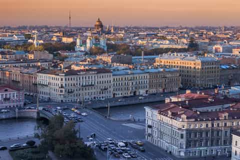St. Petersburg: City Center Walking Tour