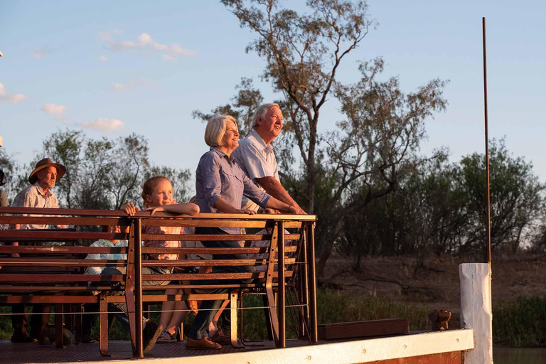 Longreach: Sunset Paddlewheeler Cruise, Show and Dinner