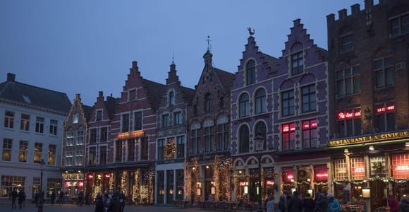 Bruges: Christmas Market Private Walking Tour