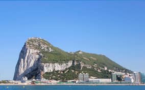 Gibraltar: Guided Tour by Bus Including Tickets