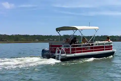 Hilton Head Island: Selbstfahrende Pontonboote mieten