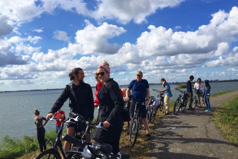 De Amsterdã: passeio de bicicleta no campo