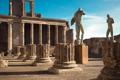 Napels: stadstour van een hele dag met Pompeii en SorrentoRondleiding in het Spaans met ontmoetingspunt Centraal Station