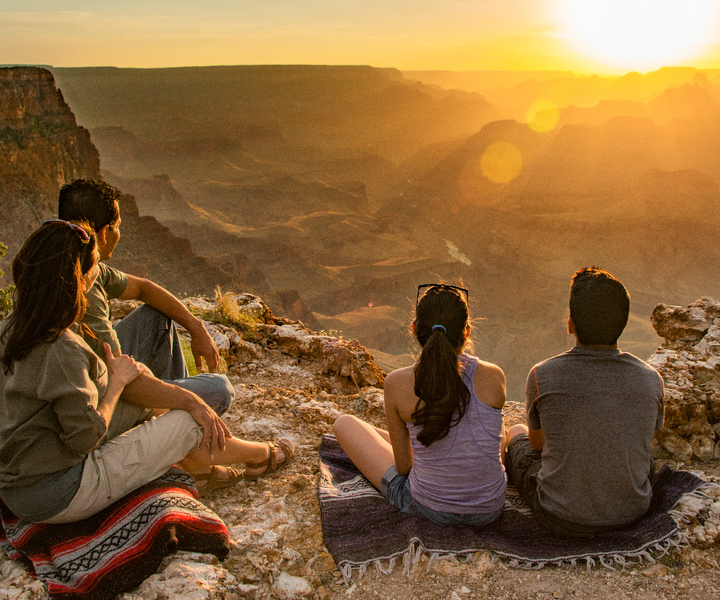 From Tusayan: Grand Canyon Desert View Sunset Tour