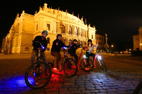 Praga: E-Bike / E-Scooter Viewpoint Tour120-minutowa wycieczka grupowa z przewodnikiem na żywo