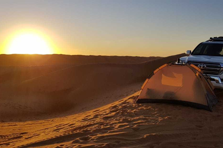 De Mascate: Safari privé dans le désert avec nuit en camping