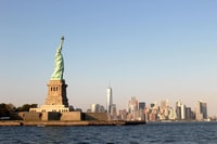 Ciudad de Nueva York, Estatua de Liberty & Ellis Island Guided Tour - Housity