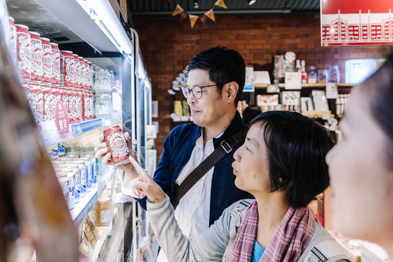 Hiroshima: Private Food Tasting Tour with a Local Guide