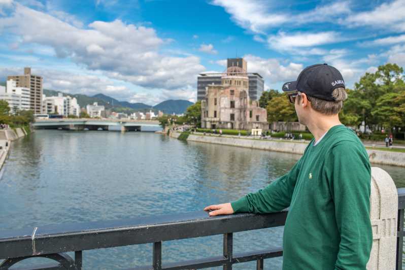 Hiroshima: Hidden Gems and Highlights Private Walking Tour