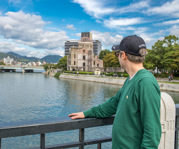 Hiroshima: Hidden Gems and Highlights Private Walking Tour