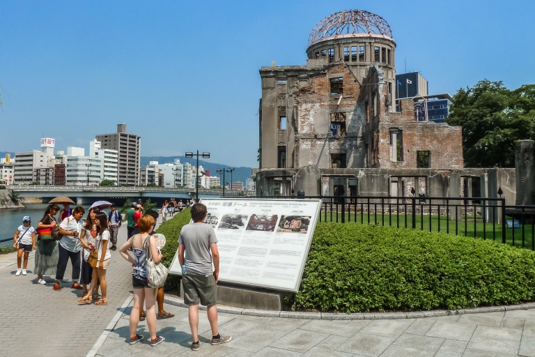 Hiroshima: tour privado a pie de gemas ocultas y puntos destacadosTour de 3 horas
