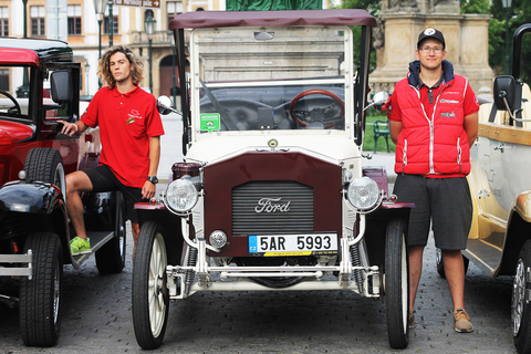 1 timmes rundtur med veteranbilarPrag: 1 timmes rundtur med veteranbil