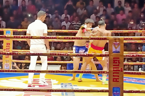 Regardez la boxe traditionnelle khmère en direct à Phnom Penh