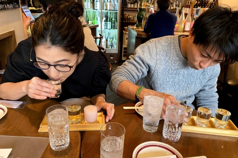 Kioto: Visita a una fábrica de sake y degustación en Fushimi