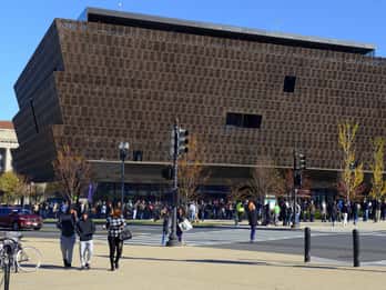 Washington DC: Familientour durch das Afroamerikanische Geschichtsmuseum Washington DC: Familientour durch das Afroamerikanische Geschichtsmuseum