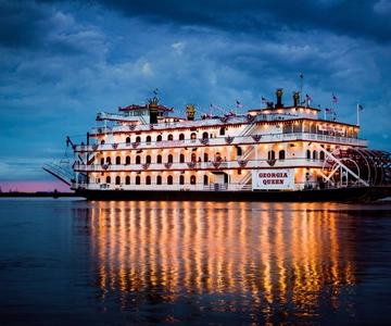 Savannah : Dîner-croisière avec buffet et spectacle en direct
