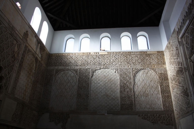 Córdoba: Alcázar y Judería Visita guiada de 2 horasVisita en inglés