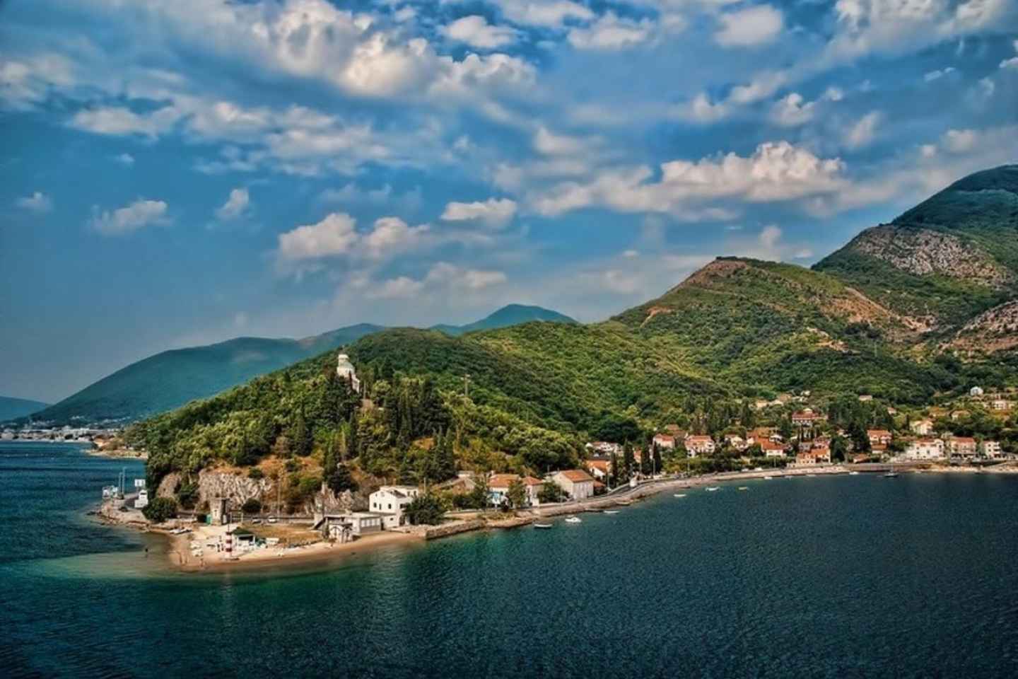 Von Podgorica: Private ganztägige Kotor Bay Tour