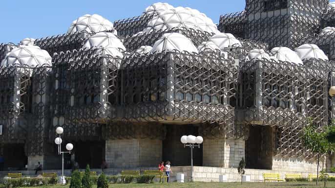 pristina private 3hour city tour