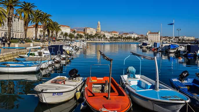 split 1.5hour historical walking tour