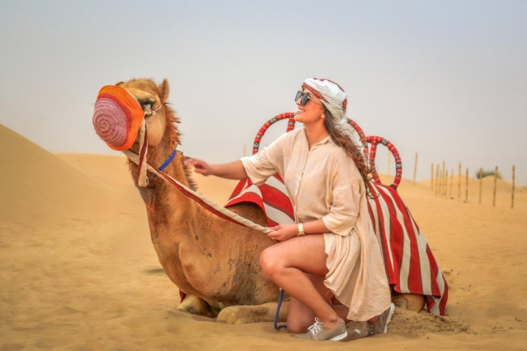 Dubai: avontuurlijke quadsafari, kamelenrit en zandbordenGedeelde tour met dubbele rit