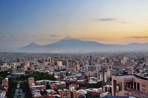 Yerevan: hoogtepunten van de stad, Erebuni-museum en fortstandaard