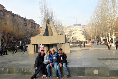 Yerevan: hoogtepunten van de stad, Erebuni-museum en fortstandaard