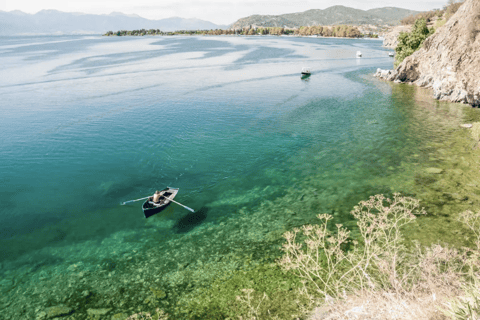Kastoria: Private Lakes Tour to Pogradec, Ohrid & Bitola