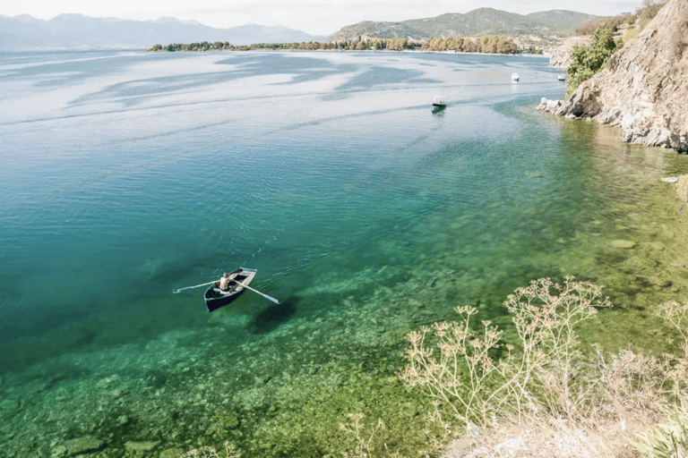 Kastoria: Private Lakes Tour to Pogradec, Ohrid & Bitola