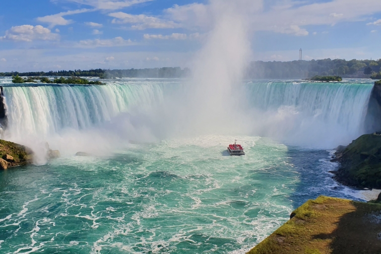 Toronto : excursion d'une journée aux chutes du Niagara en petit groupeExcursion d'une journée en petit groupe avec attraction