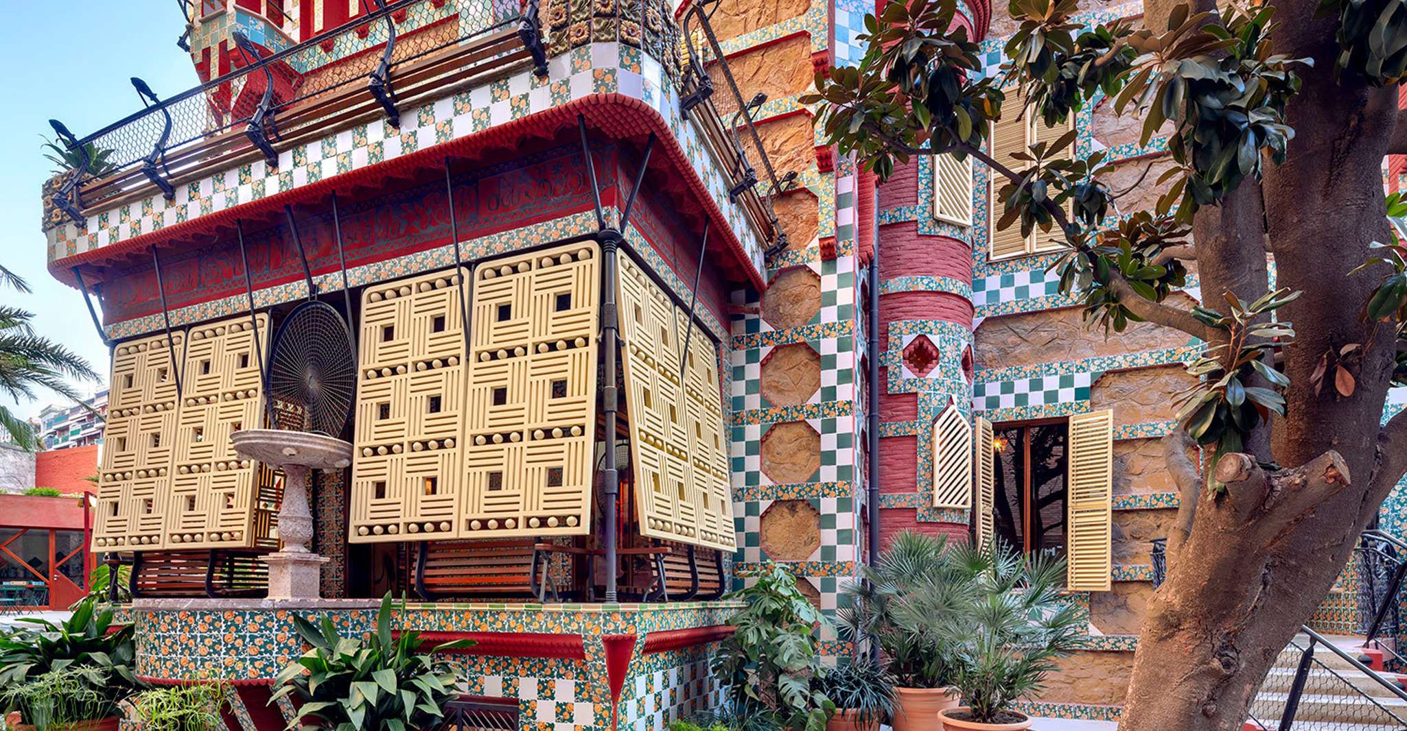 Barcelona: Gaudi's Casa Vicens Skip-the-Line Entrance Ticket photo 2