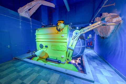 Dubai: Aquarium & Burj Khalifa Combo Ticket with Level 124