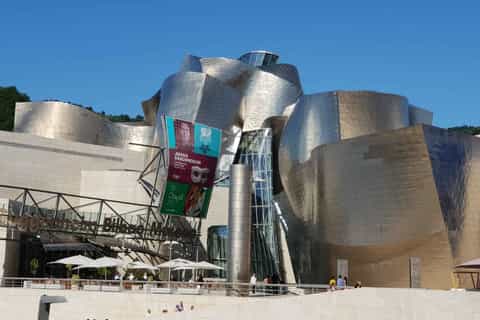 Da Logroño: tour per piccoli gruppi del Museo di Bilbao e Guggenheim