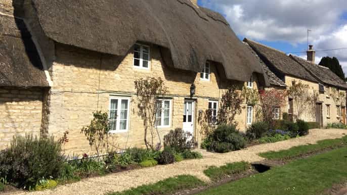 from oxford halfday tour to cotswold taster