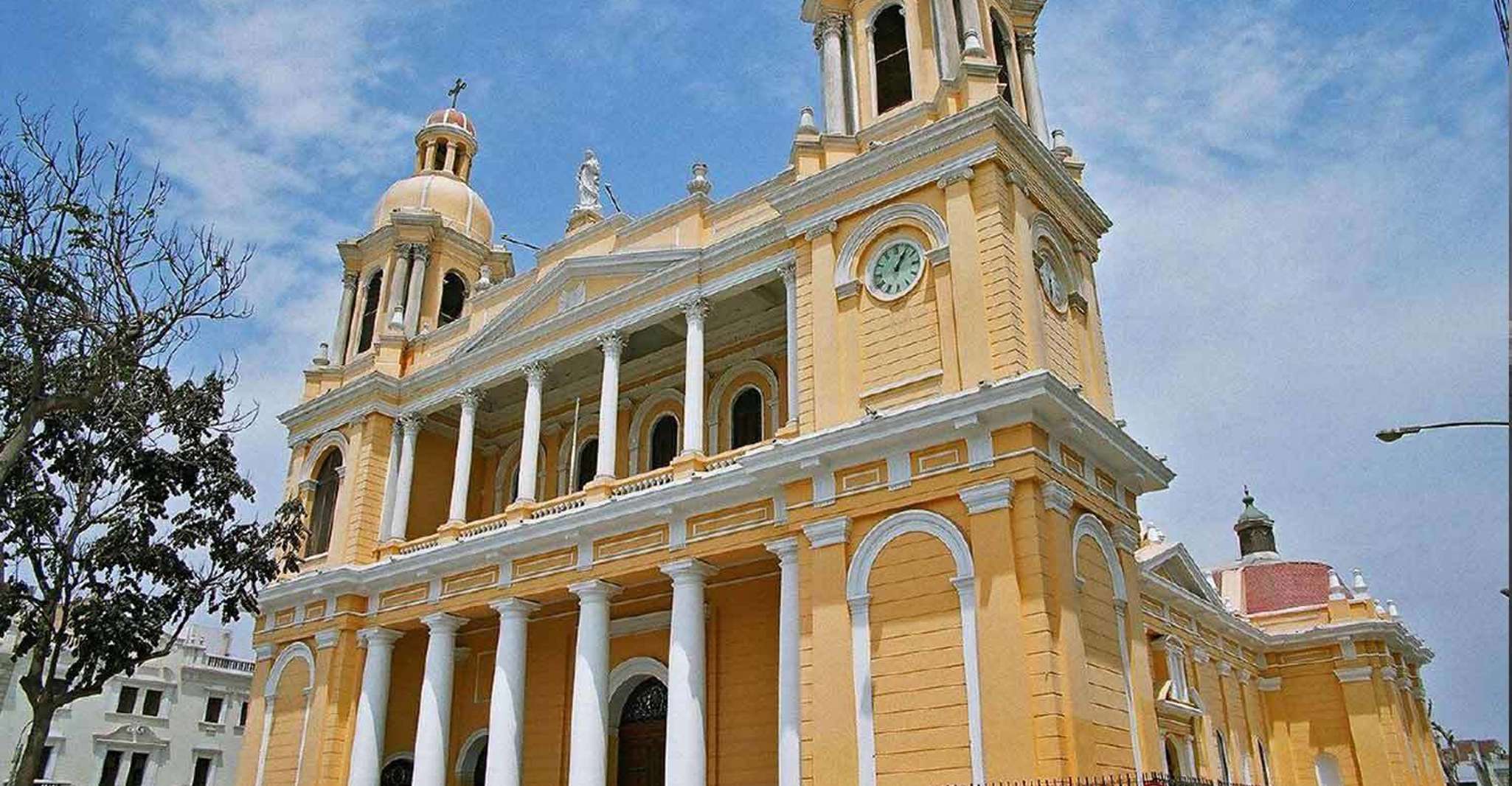 Van Trujillo, Tempel van de Maan en Zon en Chan Chan - Hizvo