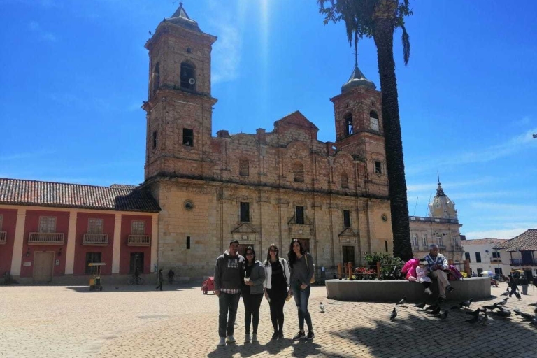 Bogotá: tour en grupo a la catedral de sal de ZipaquiráPunto de encuentro en Park 93