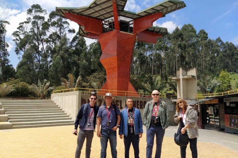 Bogota: visite quotidienne en groupe de la cathédrale de sel ZipaquiraPoint de rencontre à La Candelaria